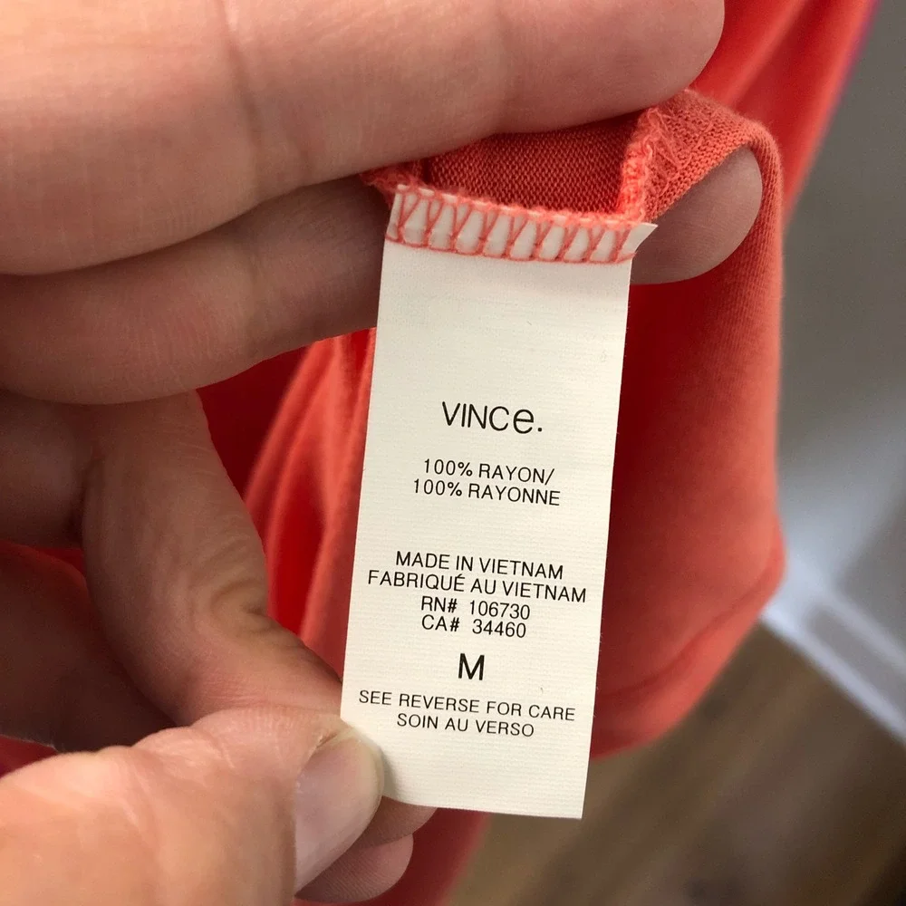 Vince V-Neck Tops Blouse Bundle Lot Womens Medium Black Coral Pink Rayon 3 Pack - Picture 8 of 10